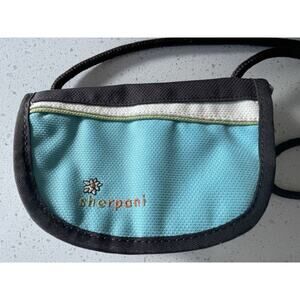 Sherpani Zoe Women’s Blue Brown Nylon Crossbody Daisy Lightweight‎
